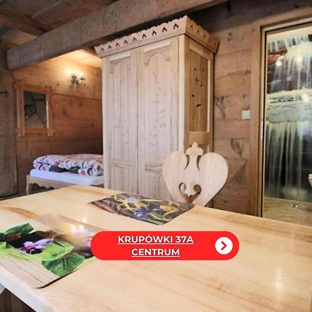 Goralski Domek Walus Zakopane - Scisle Centrum - Jedyny Domek Na Krupowkach Exterior foto