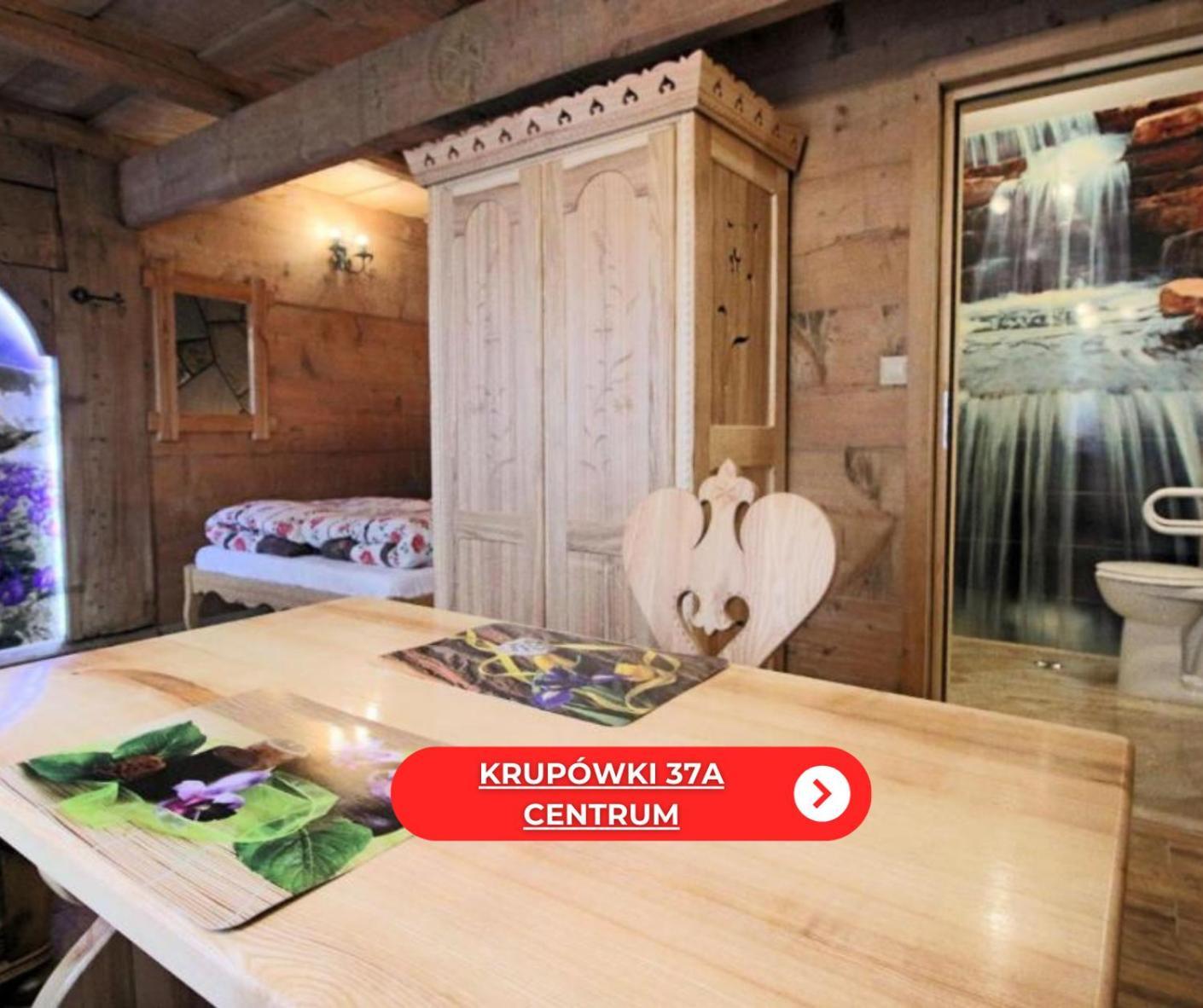 Goralski Domek Walus Zakopane - Scisle Centrum - Jedyny Domek Na Krupowkach Exterior foto