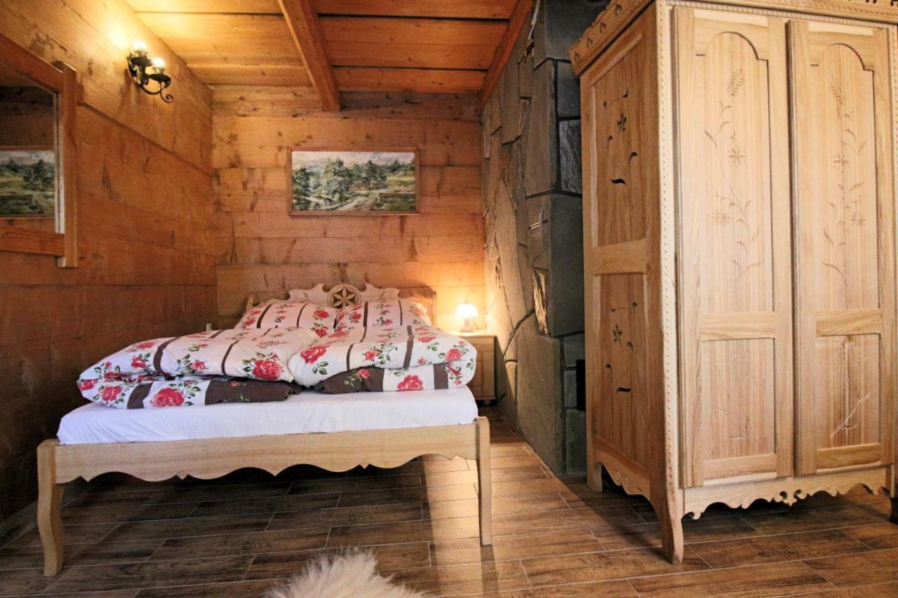 Goralski Domek Walus Zakopane - Scisle Centrum - Jedyny Domek Na Krupowkach Exterior foto